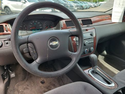 Used 2008 Chevrolet Impala LS FWD image 9