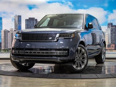 New 2025 Land Rover Range Rover Long Wheelbase SE