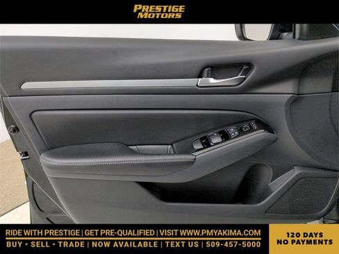 Used 2023 Nissan Altima 2.5 SV image 33