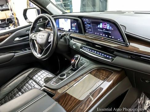 Certified 2023 Cadillac Escalade Sport Platinum w/ LPO, ONYX Package AWD/4WD image 28
