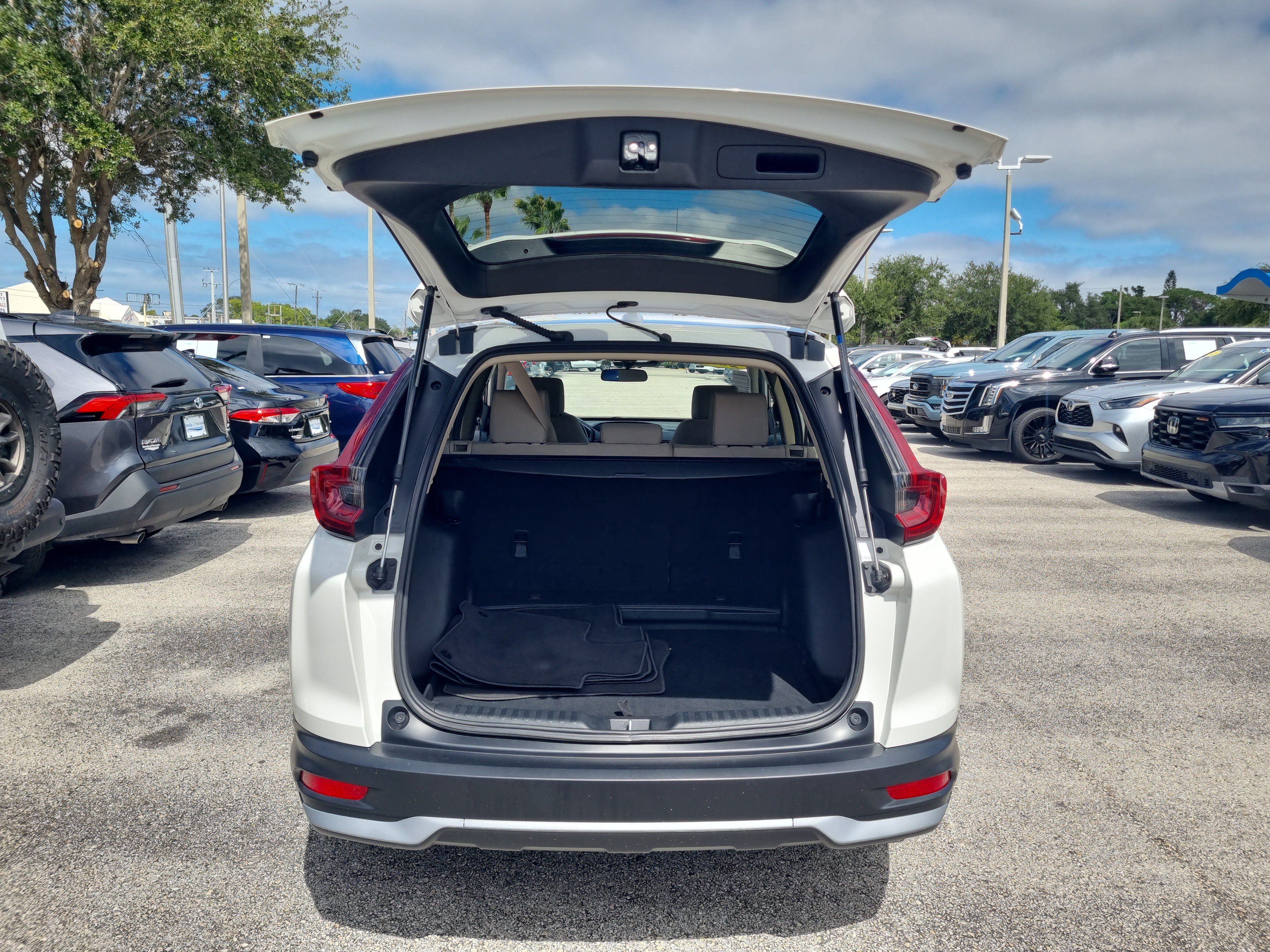 Used 2021 Honda CR-V EX image 12