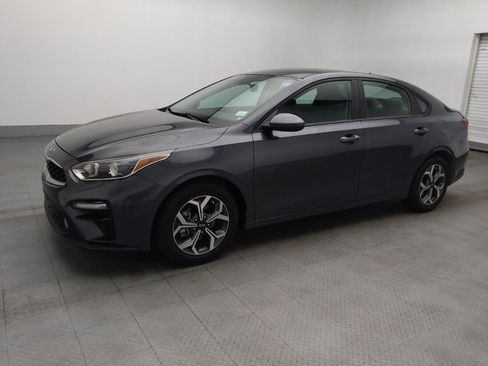 Used 2021 Kia Forte LXS FWD image 2