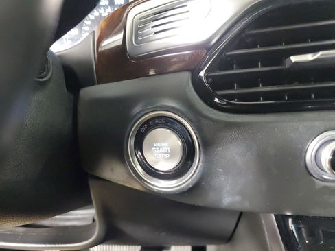 Used 2017 Genesis G90 3.3T Premium RWD image 46