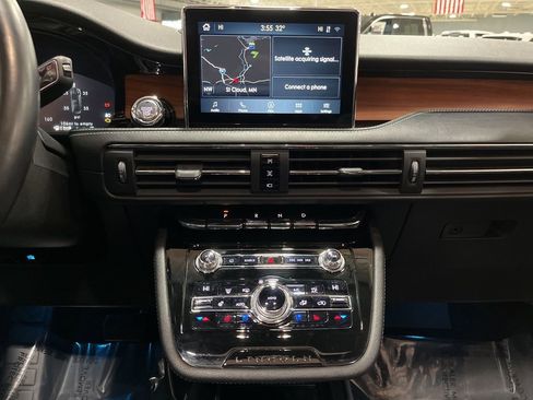 Used 2020 Lincoln Corsair Reserve w/ Equipment Group 201A image 29