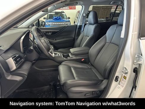 Used 2025 Subaru Outback Limited AWD/4WD image 5