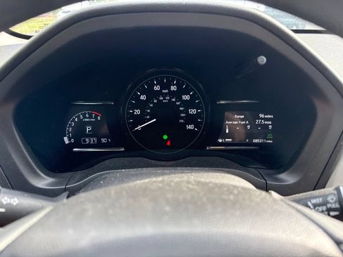 Used 2019 Honda HR-V EX image 16