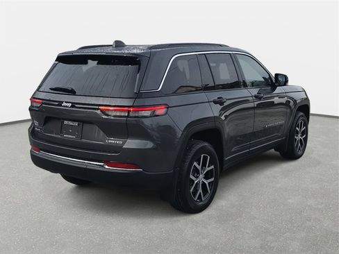 New 2025 Jeep Grand Cherokee Limited image 5