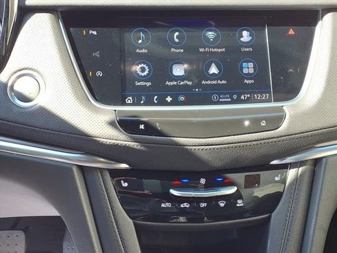 New 2025 Cadillac XT5 Luxury image 9