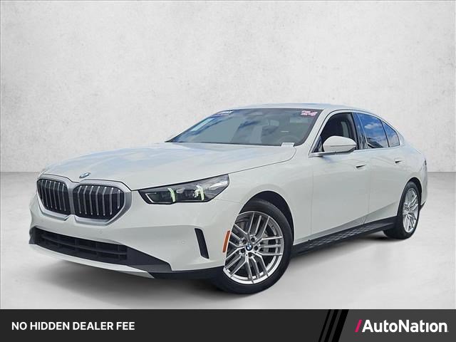 Certified 2024 BMW 530i w/ Convenience Package RWD image 1