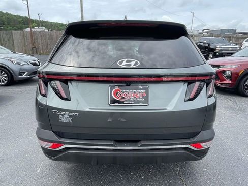Used 2022 Hyundai Tucson SEL w/ Convenience + Premium Package FWD image 3