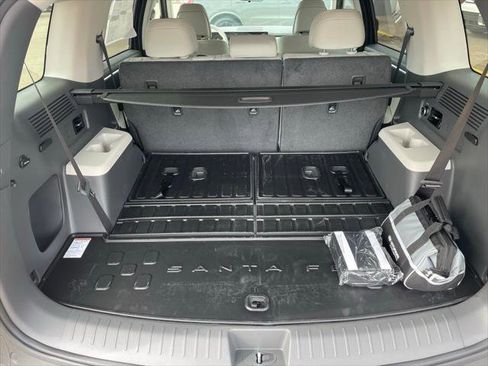 Used 2025 Hyundai Santa Fe SEL image 33