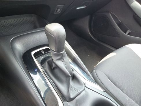 Used 2024 Toyota Corolla LE FWD image 24