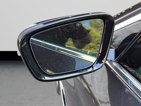 Used 2022 BMW 530i RWD image 30