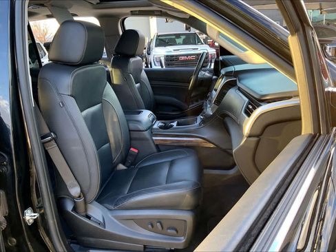 Used 2020 Chevrolet Suburban LT AWD/4WD image 9