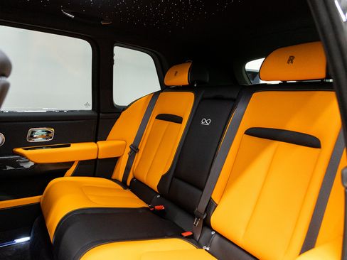 New 2027 Rolls-Royce Cullinan Black Badge AWD/4WD image 48