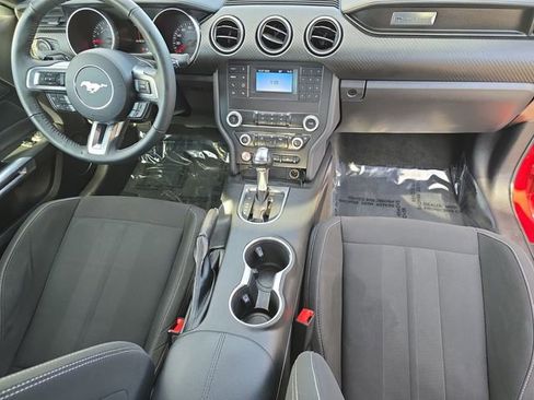 Used 2019 Ford Mustang Coupe image 9