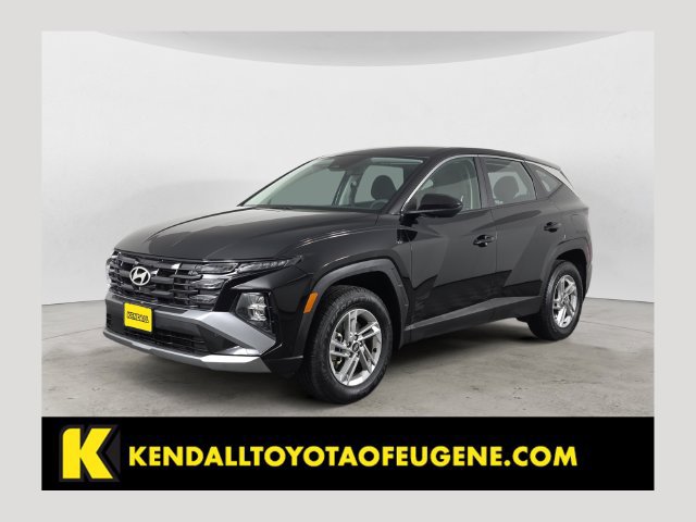Used 2025 Hyundai Tucson SE AWD/4WD image 1