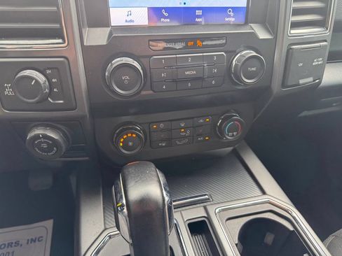 Used 2020 Ford F150 XLT w/ Equipment Group 302A Luxury AWD/4WD image 12