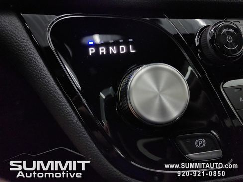 New 2026 Chrysler Pacifica Select image 49