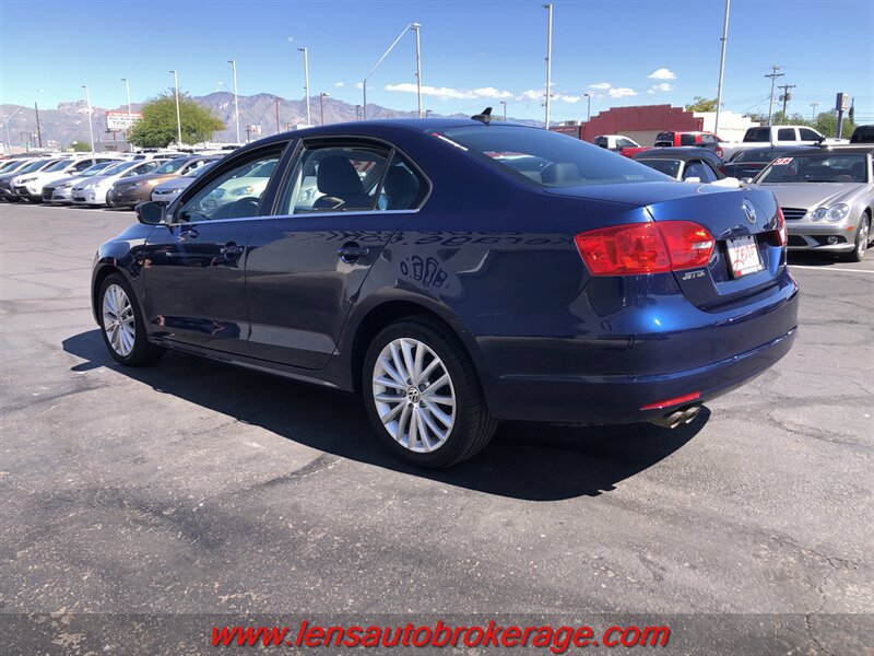 Used 2013 Volkswagen Jetta TDI FWD image 6