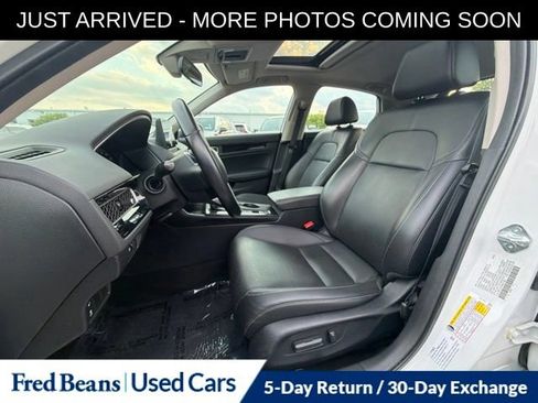 Used 2024 Honda Civic EX-L image 11
