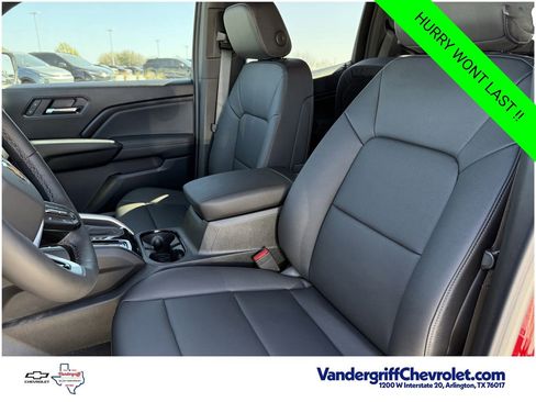 New 2026 Chevrolet Colorado LT w/ LT Convenience Package AWD/4WD image 18