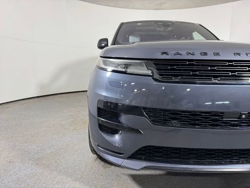 Used 2023 Land Rover Range Rover Sport SE Dynamic AWD/4WD image 4