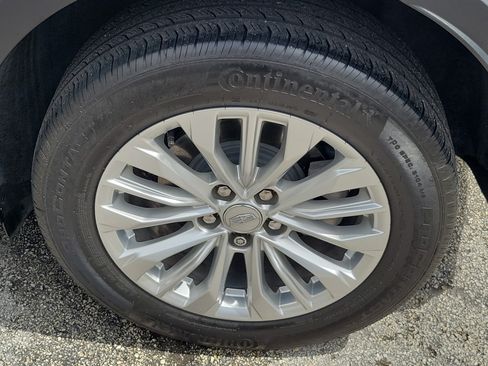 Used 2024 Cadillac XT4 Luxury FWD image 31