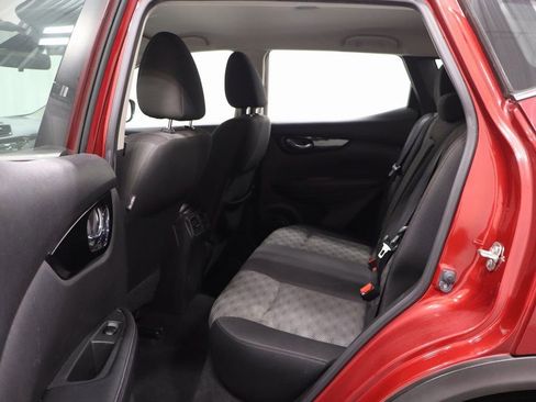 Used 2019 Nissan Rogue Sport SV image 13