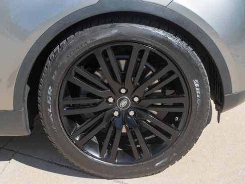 Used 2017 Land Rover Discovery HSE Luxury AWD/4WD image 17