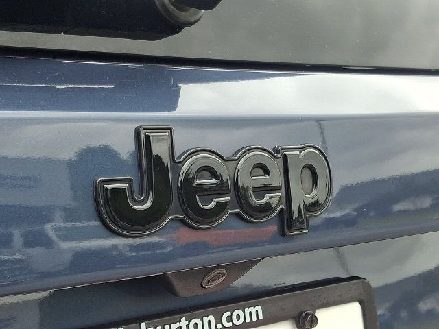Used 2023 Jeep Renegade Trailhawk AWD/4WD image 29