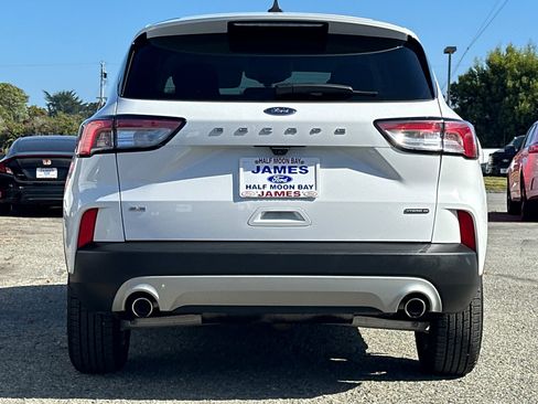 Used 2022 Ford Escape SE w/ Convenience Package AWD/4WD image 4
