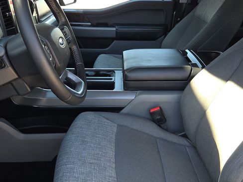 Used 2022 Ford F150 XLT w/ Equipment Group 302A High image 17