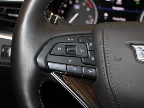 Certified 2025 Cadillac XT6 Sport w/ Platinum Package AWD/4WD image 24