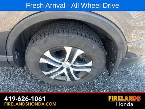 Used 2018 Toyota RAV4 LE w/ All Weather Liner Package AWD/4WD image 13