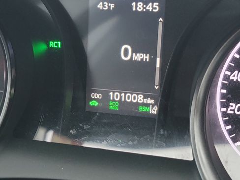 Certified 2022 Toyota Camry SE w/ Convenience Package image 23