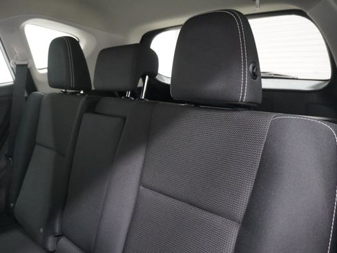 Used 2018 Toyota RAV4 XLE FWD image 13