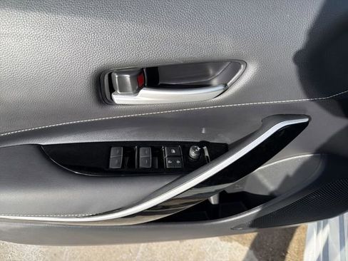 Used 2023 Toyota Corolla XSE image 15
