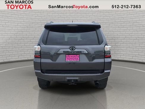 Used 2022 Toyota 4Runner SR5 Premium w/ Moonroof Package AWD/4WD image 7