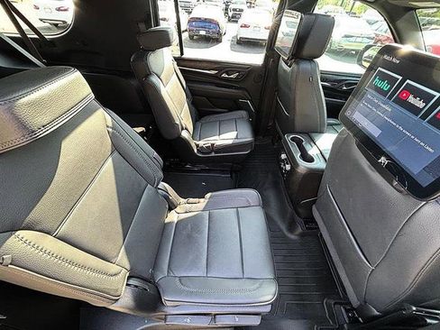 Used 2024 GMC Yukon XL Denali w/ Advanced Technology Package image 61