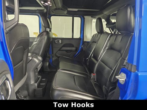 Used 2022 Jeep Wrangler Unlimited Sahara image 12