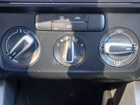 Used 2017 Volkswagen Jetta S FWD image 35