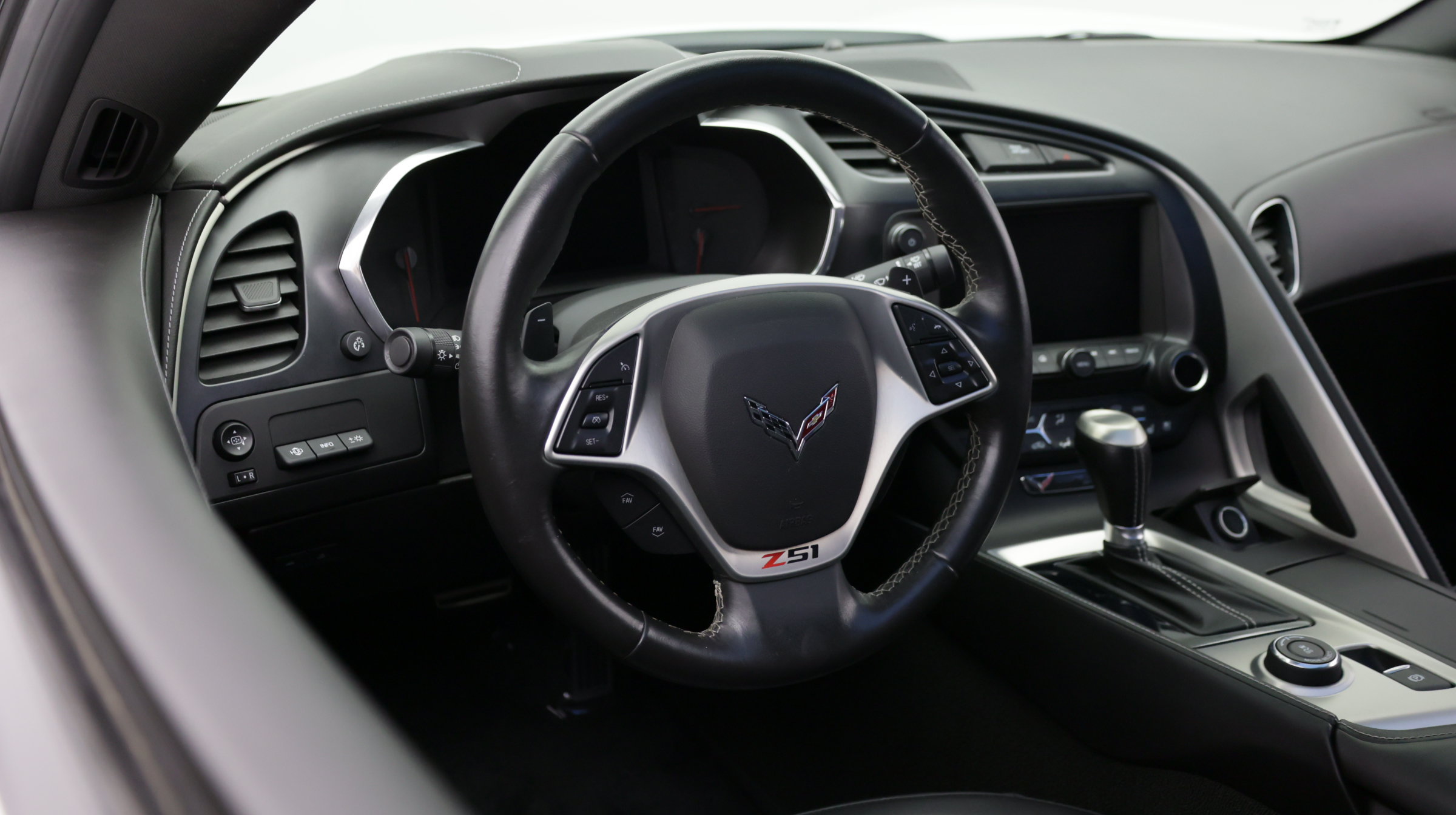 Used 2014 Chevrolet Corvette Stingray Coupe w/ 2LT Preferred Equipment Group RWD image 13