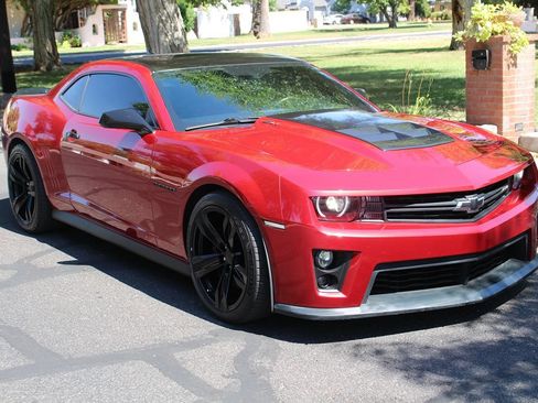 Used 2013 Chevrolet Camaro ZL1 RWD image 44