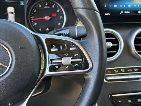 Used 2021 Mercedes-Benz GLC 300 image 26