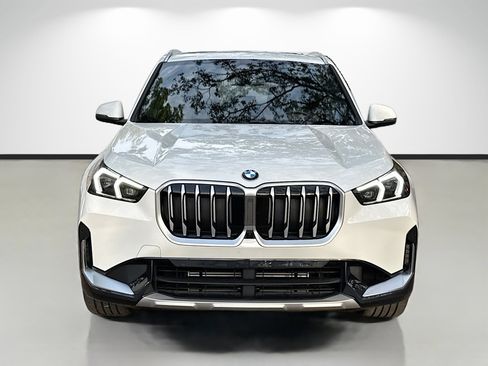 Used 2025 BMW X1 xDrive28i w/ Technology Package image 8