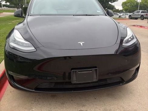 Used 2021 Tesla Model Y Long Range AWD/4WD image 6