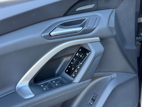 New 2025 Audi Q5 Prestige image 23