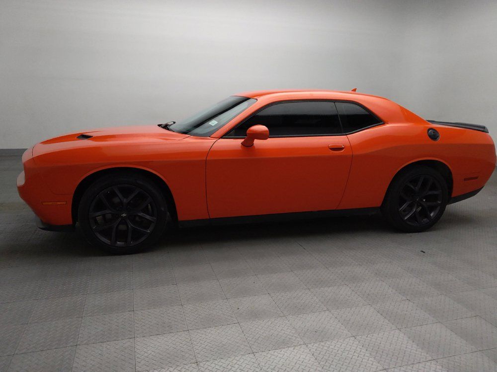 Used 2022 Dodge Challenger SXT w/ Blacktop Package RWD image 2