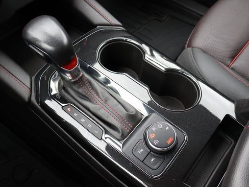 Used 2022 Chevrolet Blazer RS image 6